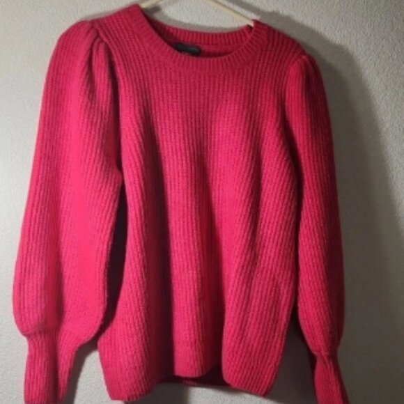 Vince Camuto hot pink knitted sweater, size medium - Picture 1 of 4